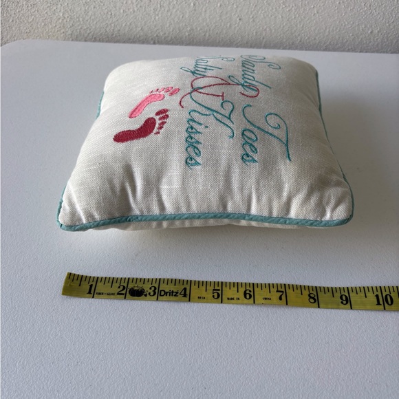 Coastal Decor Throw Pillows 3 Sizes Decor Starfish Beach Ocean‎ Embroidered - Picture 13 of 16